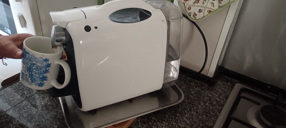 Máquina de café Delta Q