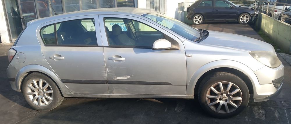 Opel Astra H 1.4I De 2005 Disponível Para Peças Motor Vendido