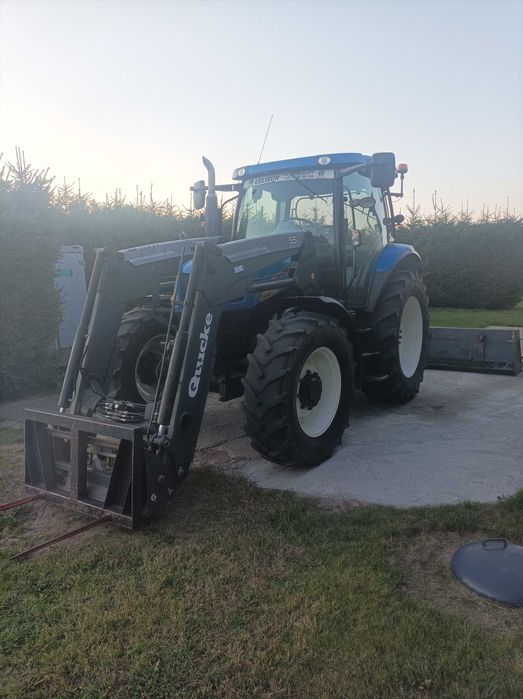 New Holland t6040