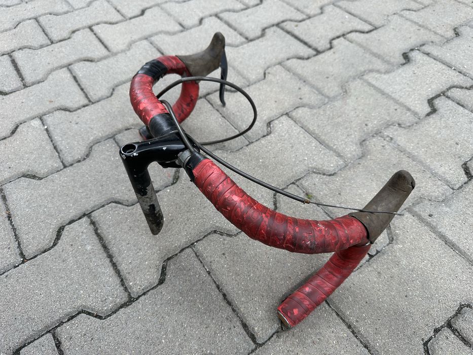 Kokpit kierownica baranek szosowa klamki  SR Suntour