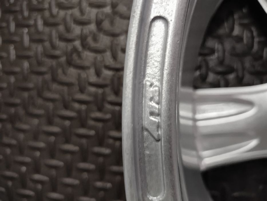 Jantes 17" Originais Peugeot 4×108