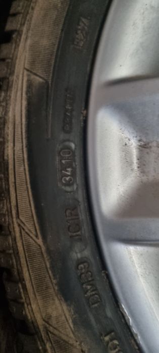 Opony zimowe Dunlop 196/50r16