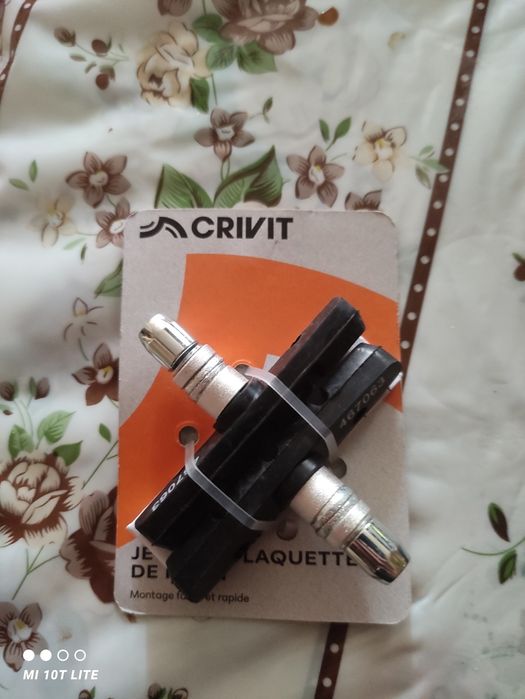 Замок,тормозні колодки та інше для велосипеда