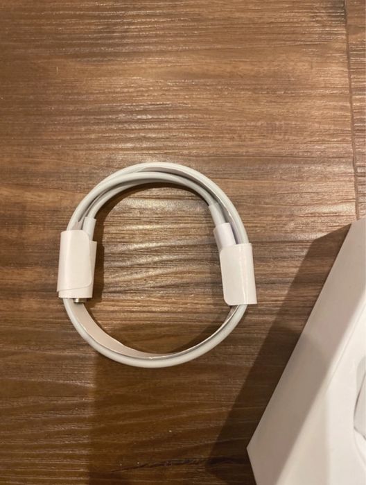 Airpods pro 2 com carregador incluido