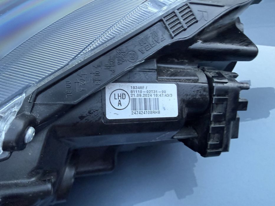 Reflektor, lampa prawy przod TOYOTA COROLLA E21