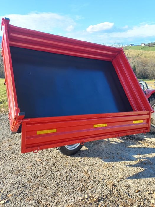 Przyczepa jedno osiowa z kiprem