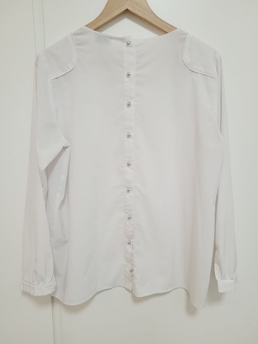 Elegancka biała bluzka 44