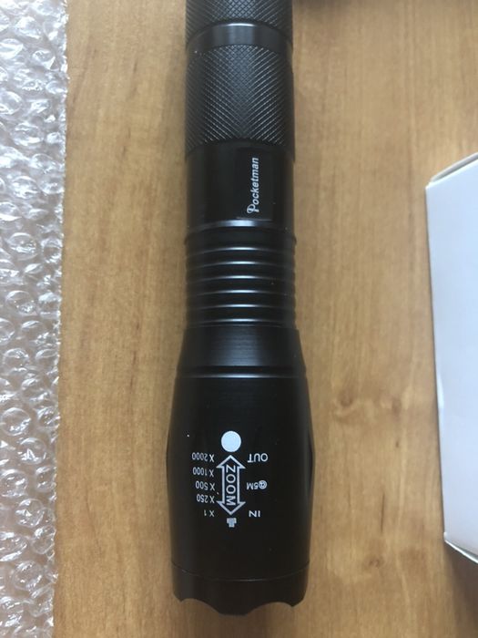 Продам НОВЫЙ светодиодный мощный фонарик Police pocketman с зумом