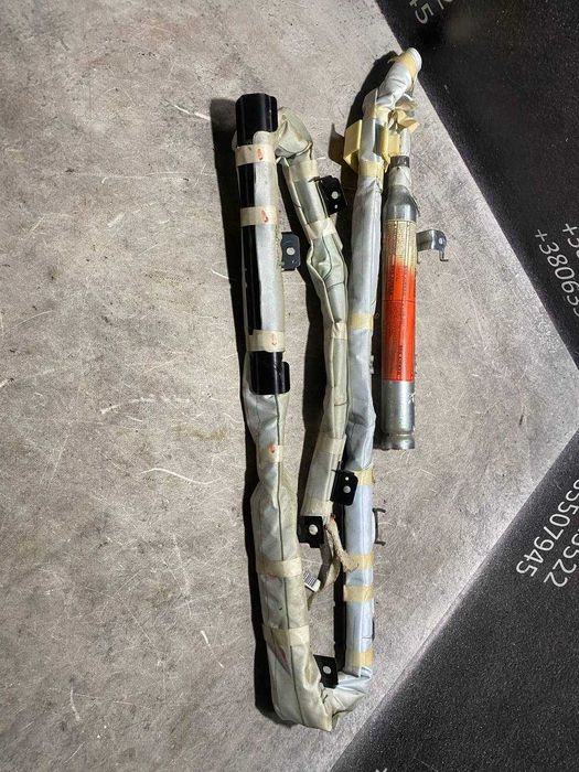 Бічна шторка безпеки Airbag права Mazda 3 BK 2003-2009