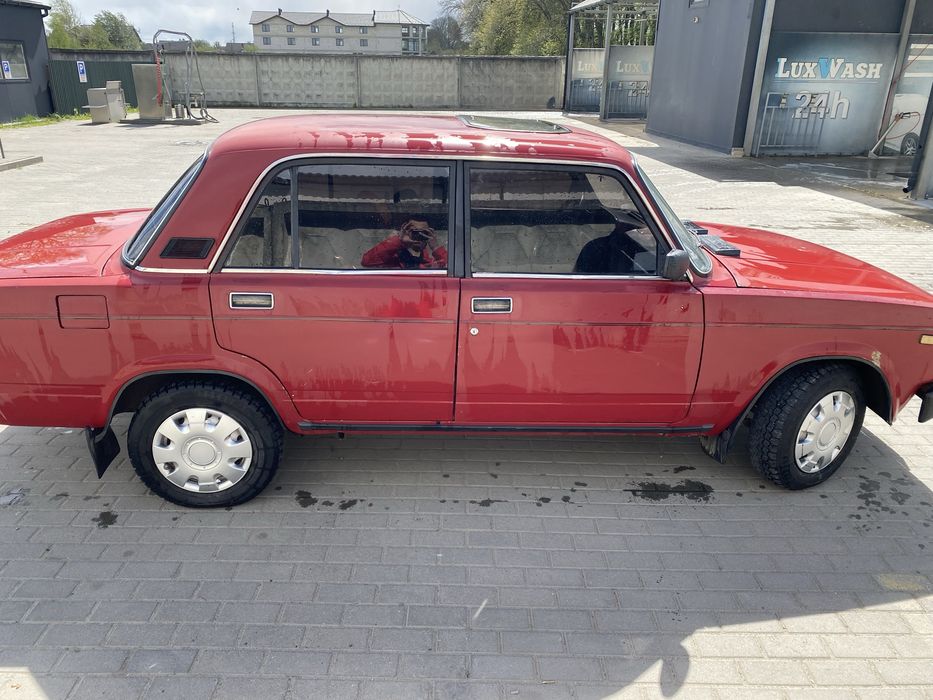 Lada 2105 Читати опис.