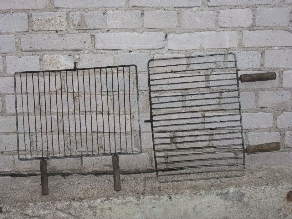 Ruszt grill-wędzarnia