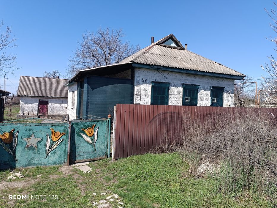 Продається будинок , Дніпропетровська область, Кам'янський район смт. Вишневе.