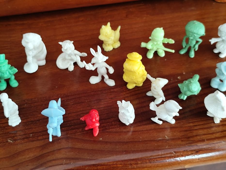 Figuras monocromaticas de Olá e Rajá64564004012163121