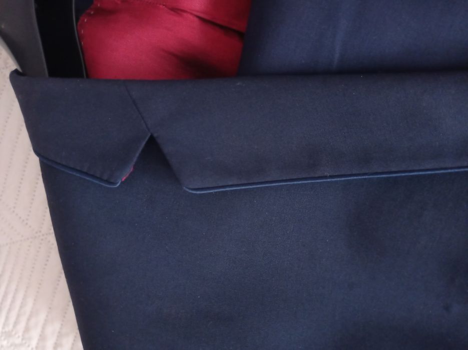 Garnitur męski granatowy