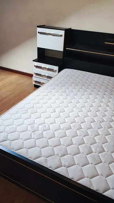 Mobília completa em branco de extrema qualidade