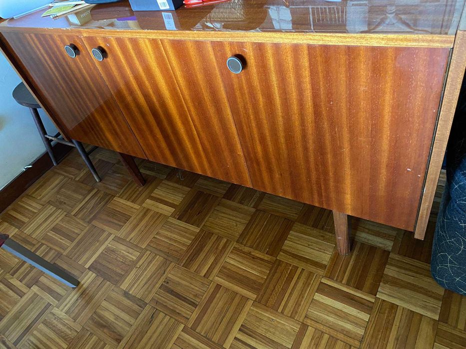 aparador anos 70
