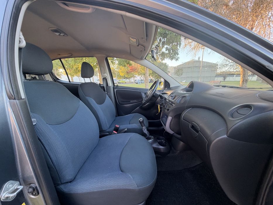 Toyota Yaris 1.0 VVT-i - 165.000Km - Garantia