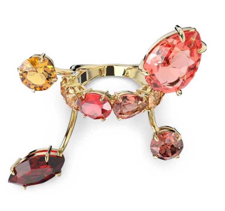 Piękny nowy pierścionek Swarovski.