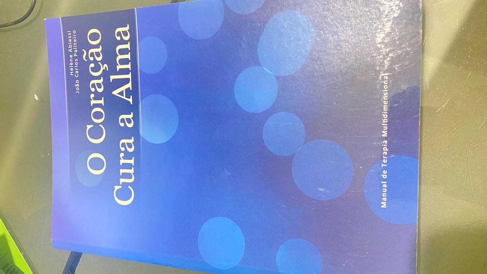Pack "Mente, Bolso & Alma" | 7 Livros que vão Mudar a Tua Rotina (ou pelo menos a tua estante)