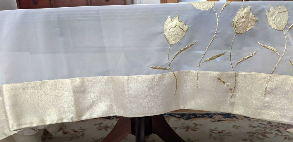 Decorative Tablecloth or Bedspread430934856754145281
