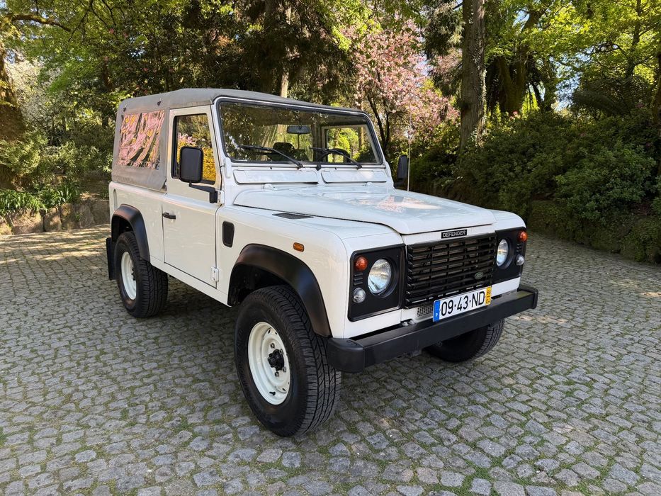 Land Rover Defender 90 2.5 Td5 Soft Top foto 3