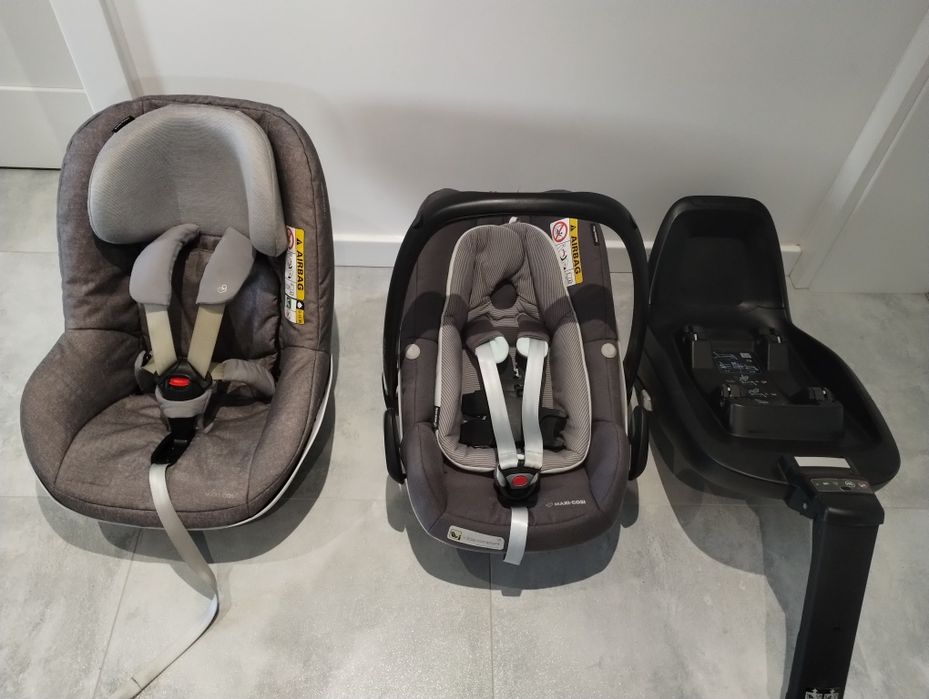 Foteliki Maxi Cosi Pebble Plus, 2wayPearl, baza pod foteliki -3 rzeczy