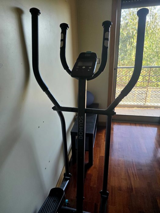 Elíptica Domyos 120