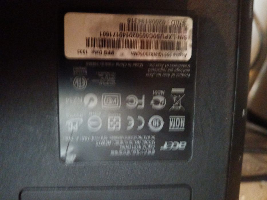 Продам ноутбук acer 5551 под ремонт