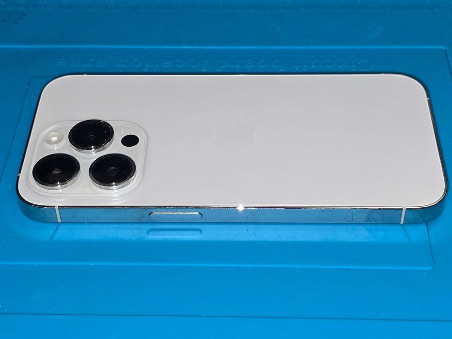 Używany - Apple iPhone 14 Pro 128GB Srebrny - GSM Baranowo