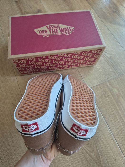 Nowe sneackersy VANS Wars Canvas Tobacco r. 40 25,5 cm