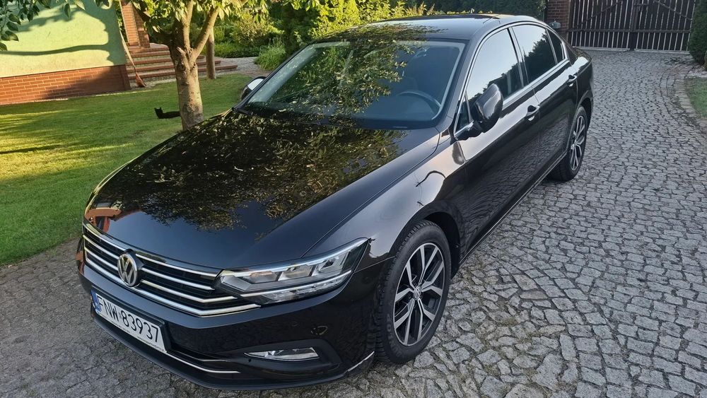 Volkswagen Passat polski salon, bogate wyposażenie