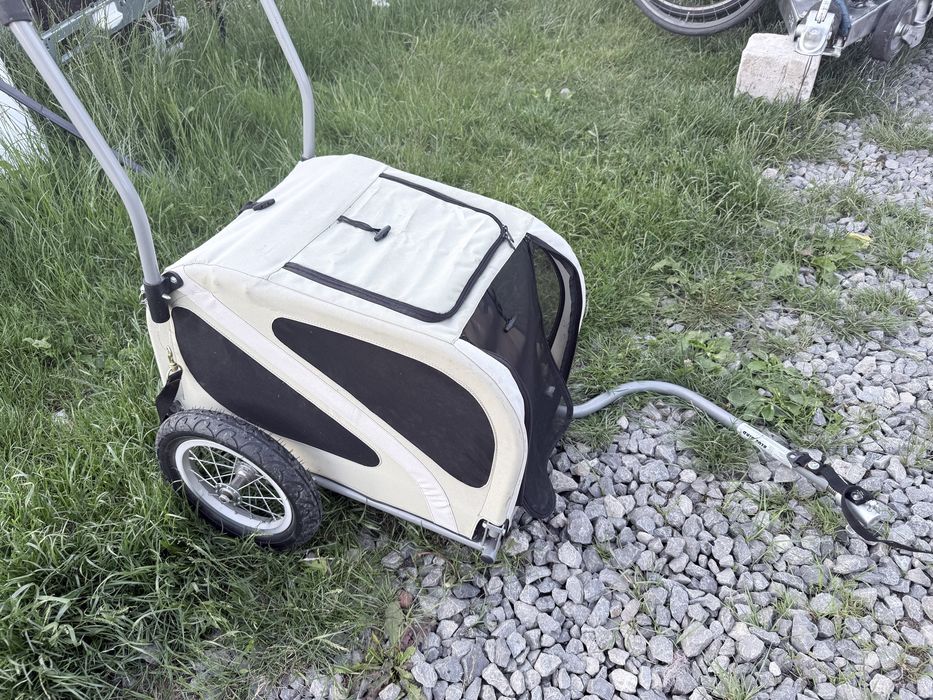 Przyczepka rowerowa dla psów