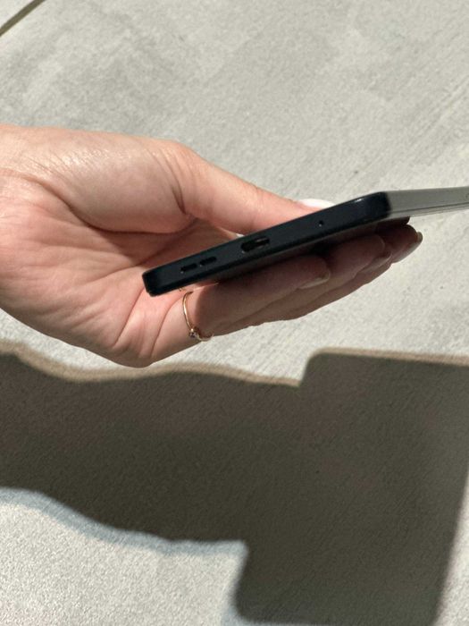 Смартфон Xiaomi Redmi Note 12 8/128 Хорошее состояние 8 Оперативная