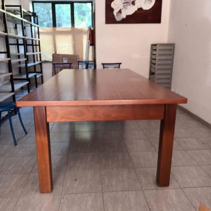 Mesa de madeira maciça 2,50m por 1,20m