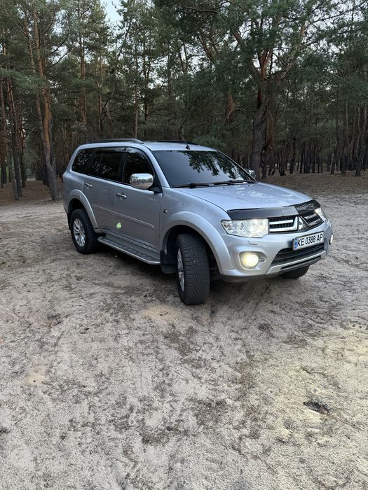 Mitsubishi Pajero Sport II