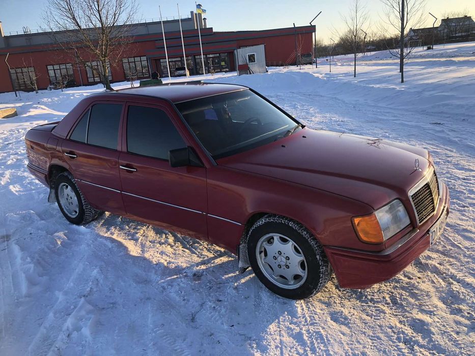 Мерседес Е200,1995рік