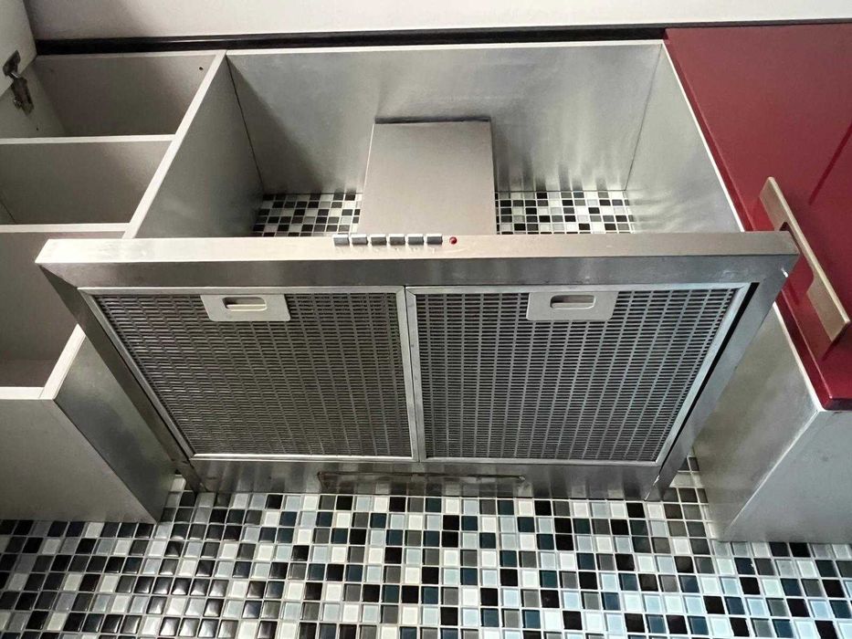 Vende-se exaustor TEKA DBP 70 Pro (613 m3/h - 70 cm - Inox)