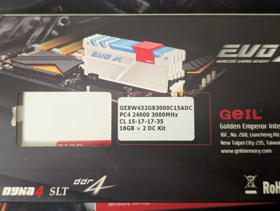 GeIL EVO X White DDR4 3000 MHz 32 GB (2x16GB)