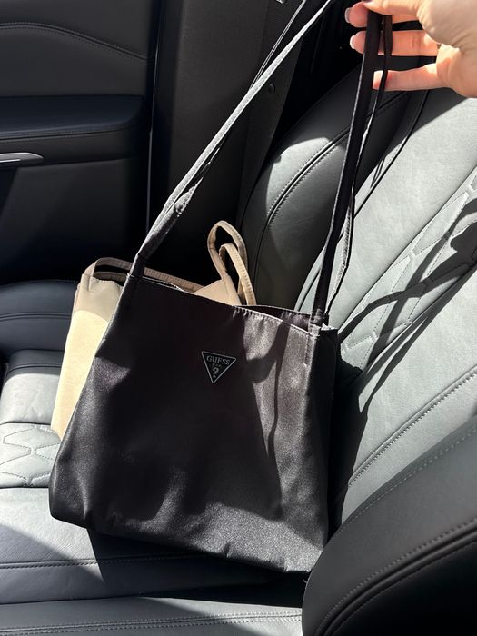 Сумка шоппер Guess чорна бежева