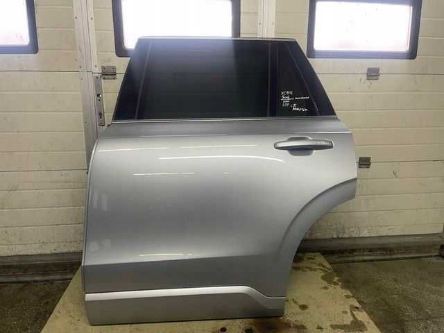 Двері ліві задні volvo XC90 II