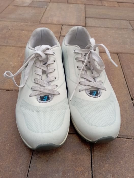 Buty sportowe do biegania Safety Jogger.Rozm.41