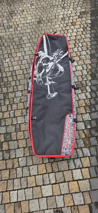 Pokrowiec na deskę  kitesurfing