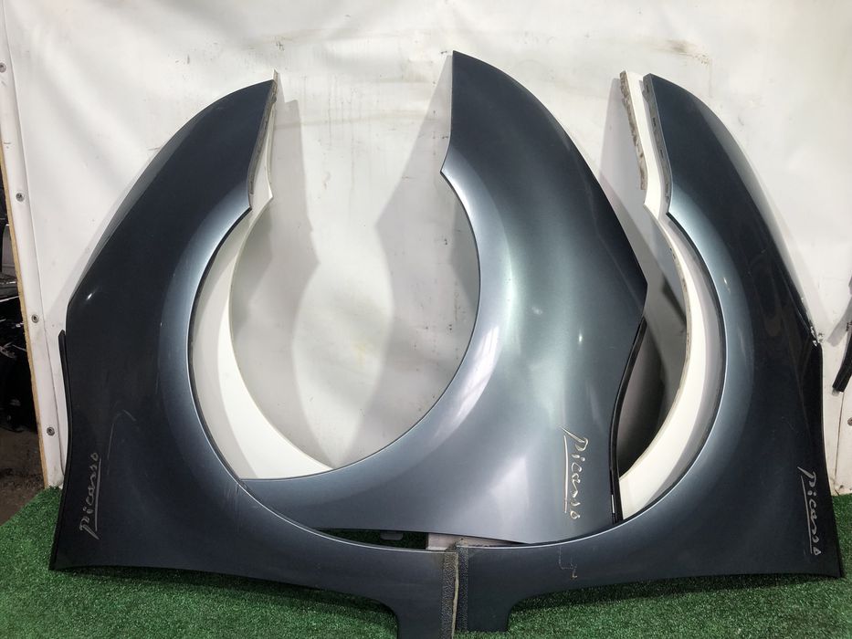 Передні крила крило Citroen Picasso c4 цітроен пікассо оригінал