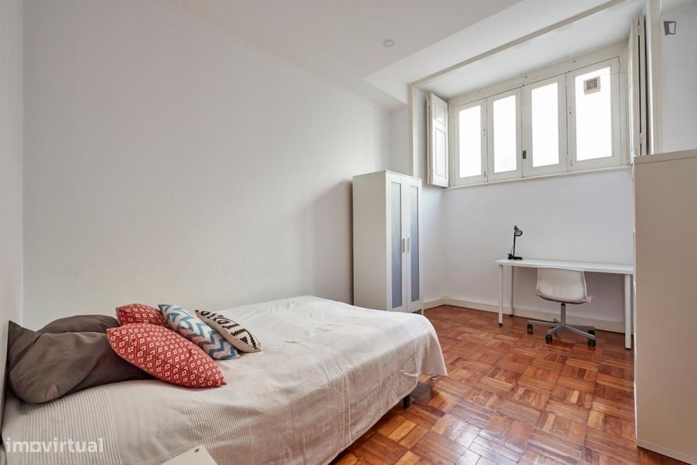 Quarto - localizado em Alameda Lisbon