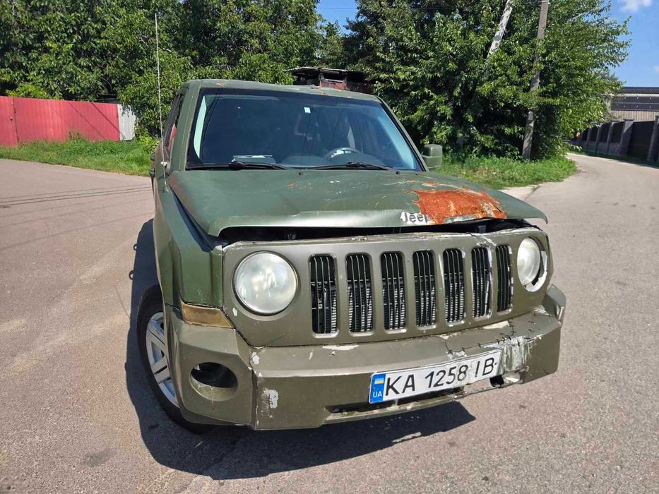 Продам Jeep Patriot 2008, 2.36л бензин, механіка, передній привод