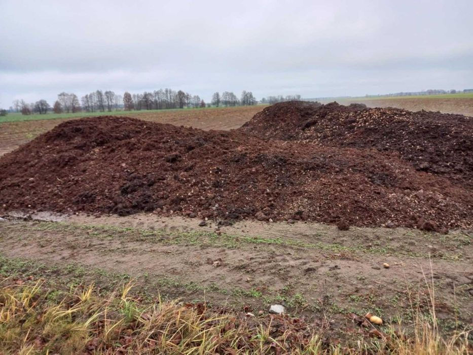 Podłoże, podkład, obornik popieczarkowy