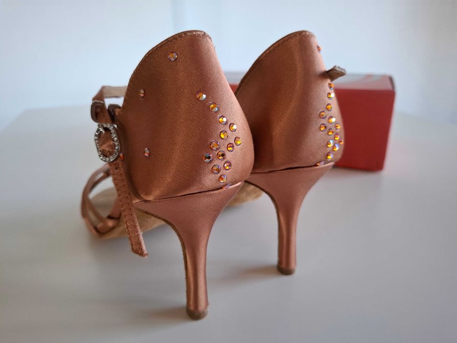Buty taneczne tańce latynoamerykańskie 4,5 – 23,5 cm zdobione