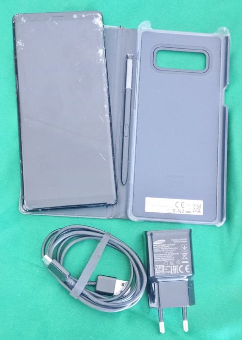Samsung Note 8 SM-N950F, with original charger and stylus, used.64729517433857123