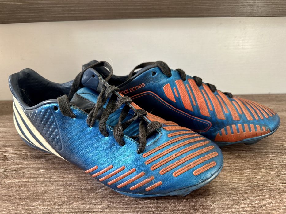Бутси Adidas Predator б/у в гарному стані, 38-39 розмір