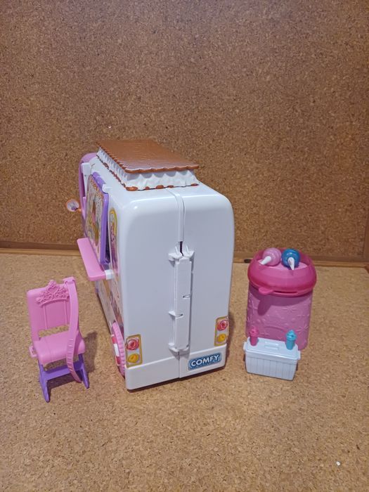 Carrinha de gelados hasbro.